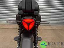 Yadea GFX Black - N428