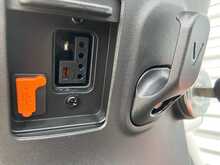 Yadea GFX White 1.0 Motorbike Automatic Electric - N446