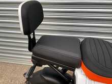 Yadea GFX White 1.0 Motorbike Automatic Electric - N446