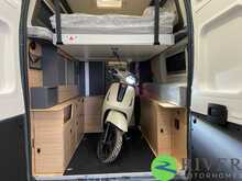 Yadea Owin Matt Beige sand/Grey Motorbike 1 Automatic Electric - N447
