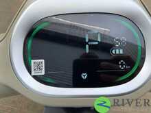 Yadea Owin Matt Beige sand/Grey Motorbike 1 Automatic Electric - N447
