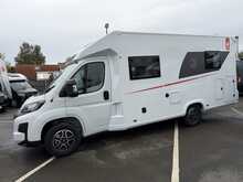 Joa 70Q Joa By Pilote  Motorhome 2.2 Automatic Diesel - N465