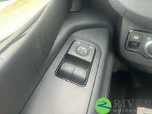 Eura Mobil Xtura 686EF Motorhome 2.0 Automatic Diesel - N475