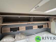 Eura Mobil Xtura 686EF Motorhome 2.0 Automatic Diesel - N475