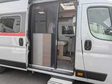 Pilote Joa 63T - N566