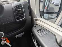 Pilote Joa 63T - N566