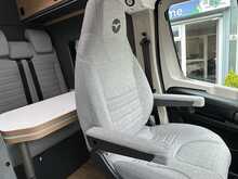 Pilote Evidence V630J - N658