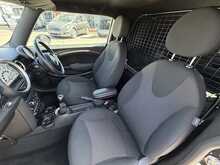 MINI Clubvan 1.6 Cooper D Car Derived Van 5dr Diesel Manual Euro 5 (s/s) (112 ps) 1.6 5dr Car Manual Diesel - U118