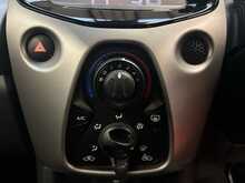 Peugeot 108 1.0 VTi Active Hatchback 3dr Petrol Manual Euro 5 Euro 5 (68 ps) - U297