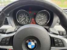 BMW Z4 2.5 23i Convertible 2dr Petrol Auto sDrive Euro 5 (204 ps) - U307