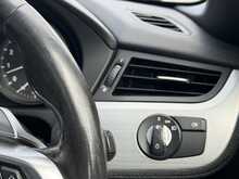 BMW Z4 2.5 23i Convertible 2dr Petrol Auto sDrive Euro 5 (204 ps) - U307
