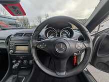 Mercedes-Benz SLK Mercedes-Benz SLK 200K Convertible - U354