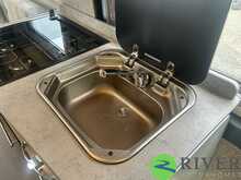 DEVON AZTEC 2.3 MultiJetII 35 Tecnico Panel Van 5dr Diesel Manual M H2 Euro 6 (140 ps) - U417