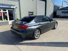 BMW 3 Series 2.0 320d M Sport Saloon 4dr Diesel Auto xDrive Euro 6 (s/s) (190 ps) 2.0 4dr Car Automatic Diesel - U431