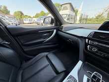 BMW 3 Series 2.0 320d M Sport Saloon 4dr Diesel Auto xDrive Euro 6 (s/s) (190 ps) 2.0 4dr Car Automatic Diesel - U431