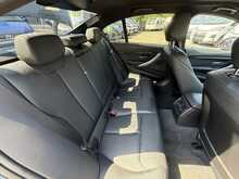 BMW 3 Series 2.0 320d M Sport Saloon 4dr Diesel Auto xDrive Euro 6 (s/s) (190 ps) 2.0 4dr Car Automatic Diesel - U431