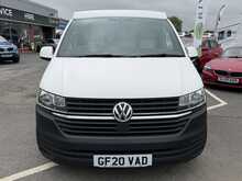 Volkswagen Transporter Transformed Optimus Camper - U432