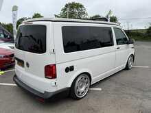 Volkswagen Transporter Transformed Optimus Camper - U432