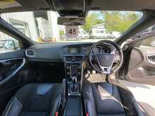 Volvo V40 2.0 T2 R-Design Hatchback 5dr Petrol Manual Euro 6 (s/s) (122 ps) 2.0 5dr Car Manual Petrol - U438
