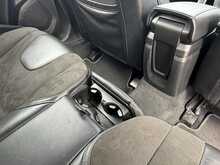 Volvo V40 2.0 T2 R-Design Hatchback 5dr Petrol Manual Euro 6 (s/s) (122 ps) 2.0 5dr Car Manual Petrol - U438