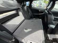Volvo V40 2.0 T2 R-Design Hatchback 5dr Petrol Manual Euro 6 (s/s) (122 ps) 2.0 5dr Car Manual Petrol - U438