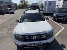 Dacia Duster 1.5 dCi Laureate SUV 5dr Diesel Manual 4WD Euro 6 (s/s) (110 ps) 1.5 5dr Car Manual Diesel - U444