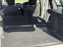 Dacia Duster 1.5 dCi Laureate SUV 5dr Diesel Manual 4WD Euro 6 (s/s) (110 ps) 1.5 5dr Car Manual Diesel - U444