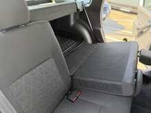 Dacia Duster 1.5 dCi Laureate SUV 5dr Diesel Manual 4WD Euro 6 (s/s) (110 ps) 1.5 5dr Car Manual Diesel - U444