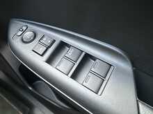 Honda Jazz i-VTEC S 1.3 5dr Car Manual Petrol - U452