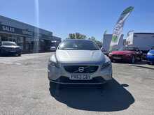 Volvo V40 1.6 D2 R-Design Lux Hatchback 5dr Diesel Manual Euro 5 (s/s) (115 ps) 1.6 5dr Car Manual Diesel - U453