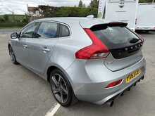 Volvo V40 1.6 D2 R-Design Lux Hatchback 5dr Diesel Manual Euro 5 (s/s) (115 ps) 1.6 5dr Car Manual Diesel - U453