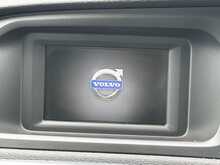 Volvo V40 1.6 D2 R-Design Lux Hatchback 5dr Diesel Manual Euro 5 (s/s) (115 ps) 1.6 5dr Car Manual Diesel - U453