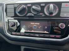 Volkswagen up! Move up! 1.0 3dr Car Manual Petrol - U458