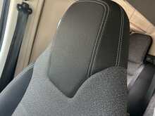 Auto Trail Expedition 68 Motorhome 2.2 Automatic Diesel - U459