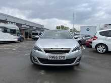 Peugeot 308 1.2 PureTech Allure Hatchback 5dr Petrol EAT Euro 6 (s/s) (130 ps) - U468