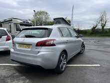 Peugeot 308 1.2 PureTech Allure Hatchback 5dr Petrol EAT Euro 6 (s/s) (130 ps) - U468