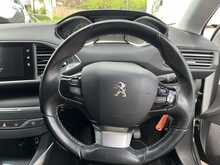 Peugeot 308 1.2 PureTech Allure Hatchback 5dr Petrol EAT Euro 6 (s/s) (130 ps) - U468