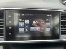 Peugeot 308 1.2 PureTech Allure Hatchback 5dr Petrol EAT Euro 6 (s/s) (130 ps) - U468