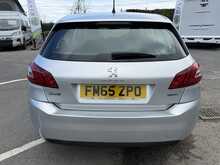 Peugeot 308 1.2 PureTech Allure Hatchback 5dr Petrol EAT Euro 6 (s/s) (130 ps) 1.2 5dr Car Automatic Petrol - U468