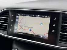 Peugeot 308 1.2 PureTech Allure Hatchback 5dr Petrol EAT Euro 6 (s/s) (130 ps) 1.2 5dr Car Automatic Petrol - U468