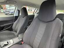 Peugeot 308 1.2 PureTech Allure Hatchback 5dr Petrol EAT Euro 6 (s/s) (130 ps) 1.2 5dr Car Automatic Petrol - U468