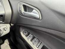 Ford C-Max Titanium 2.0 5dr Car Automatic Diesel - U499