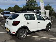 Dacia Sandero Stepway 0.9 TCe Comfort Hatchback 5dr Petrol Manual Euro 6 (s/s) (90 ps) 0.9 5dr Car Manual Petrol - U502