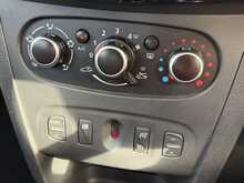 Dacia Sandero Stepway 0.9 TCe Comfort Hatchback 5dr Petrol Manual Euro 6 (s/s) (90 ps) 0.9 5dr Car Manual Petrol - U502