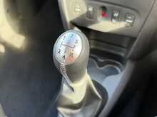 Dacia Sandero Stepway 0.9 TCe Comfort Hatchback 5dr Petrol Manual Euro 6 (s/s) (90 ps) 0.9 5dr Car Manual Petrol - U502