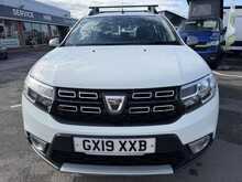 Dacia Sandero Stepway 0.9 TCe Comfort Hatchback 5dr Petrol Manual Euro 6 (s/s) (90 ps) 0.9 5dr Car Manual Petrol - U502