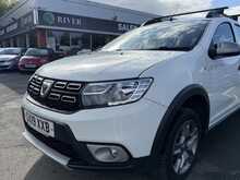 Dacia Sandero Stepway 0.9 TCe Comfort Hatchback 5dr Petrol Manual Euro 6 (s/s) (90 ps) 0.9 5dr Car Manual Petrol - U502