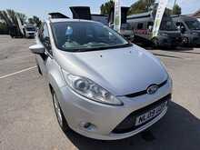 Ford Fiesta 1.25 Zetec Hatchback 5dr 1.3 5dr Car Manual Petrol - U503