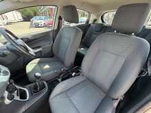 Ford Fiesta 1.25 Zetec Hatchback 5dr 1.3 5dr Car Manual Petrol - U503