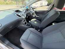 Ford Fiesta 1.25 Zetec Hatchback 5dr 1.3 5dr Car Manual Petrol - U503